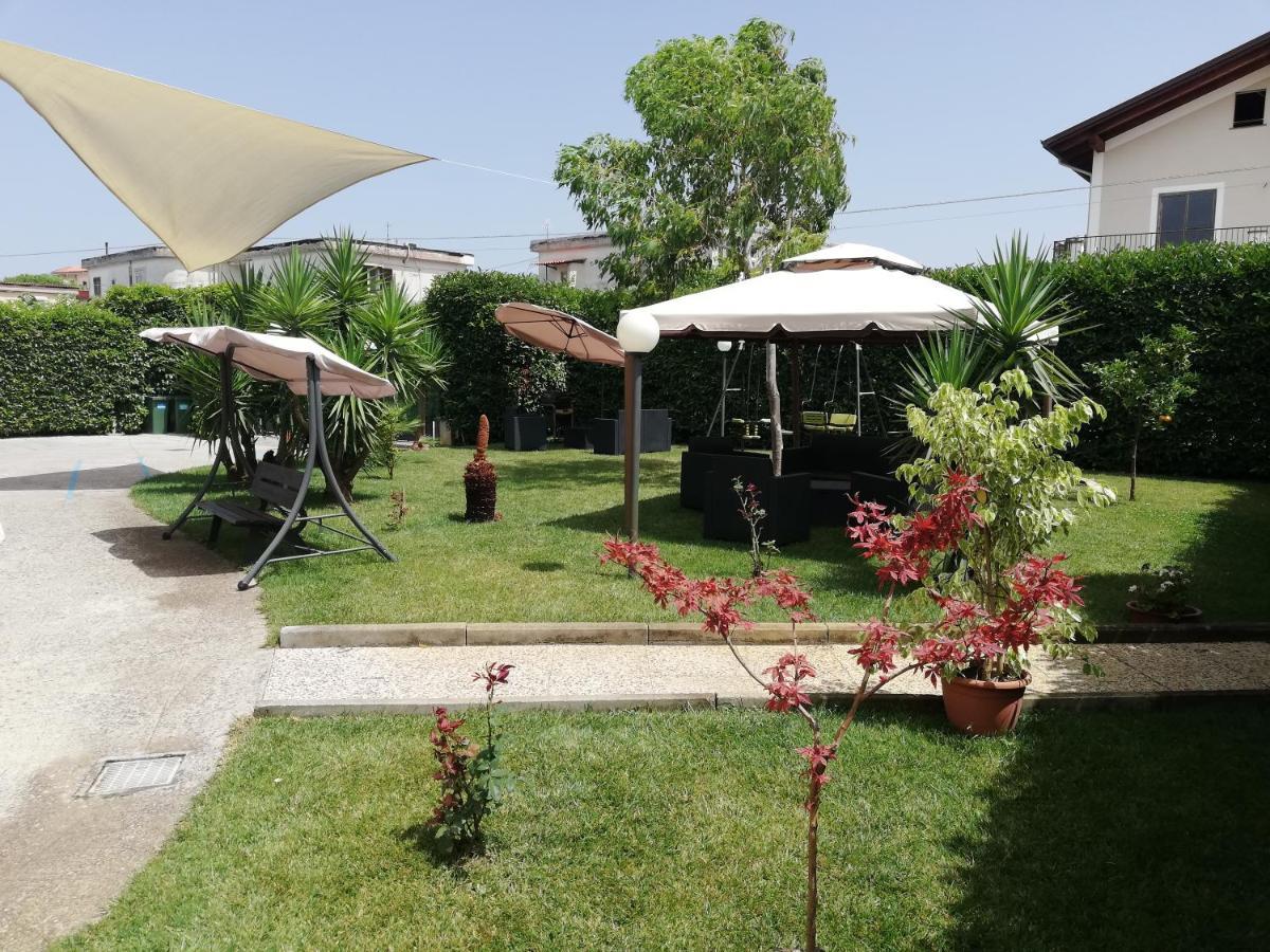 B&B Villa Rosa SantʼAntonio Abate Екстериор снимка