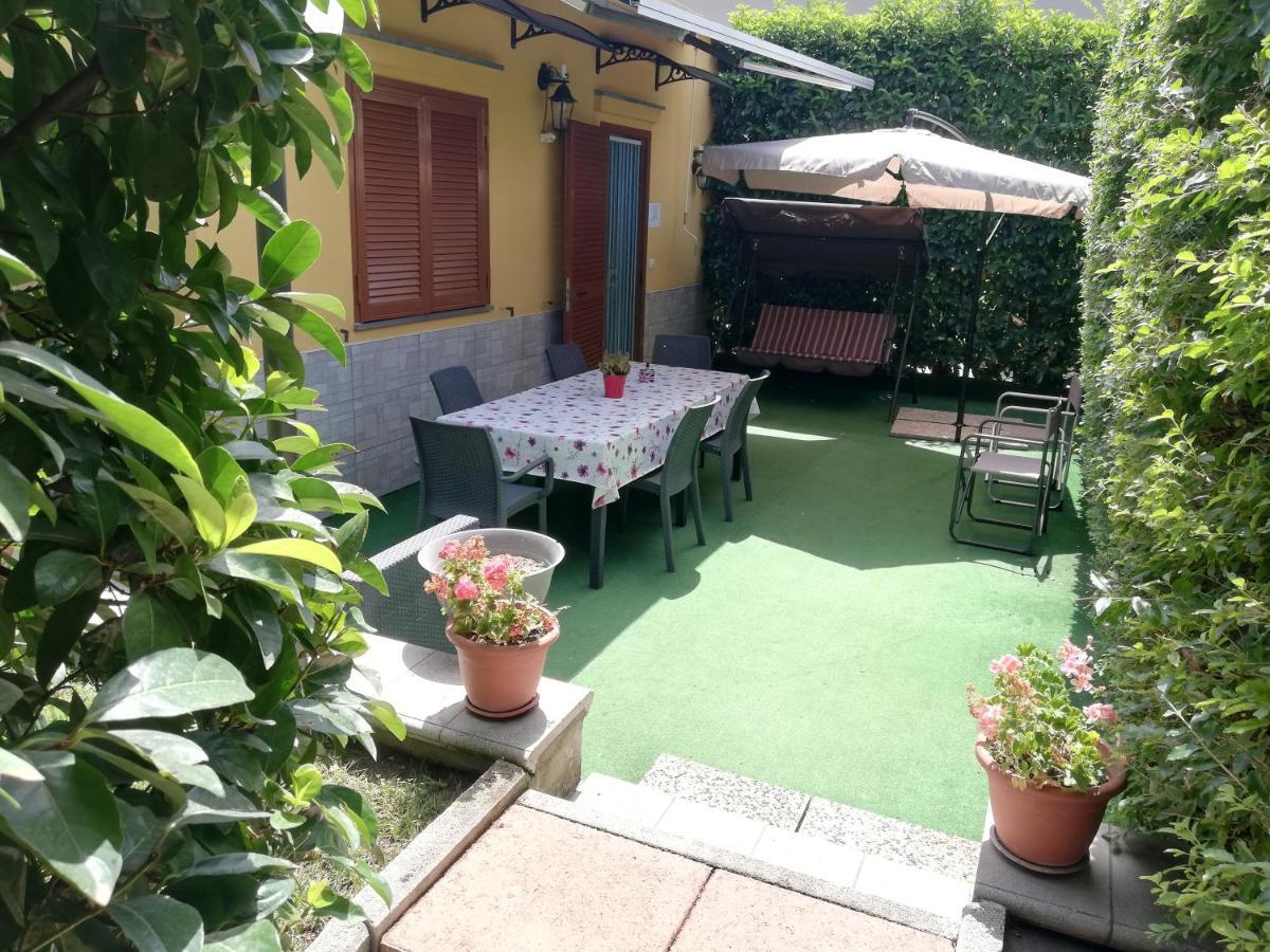 B&B Villa Rosa SantʼAntonio Abate Екстериор снимка