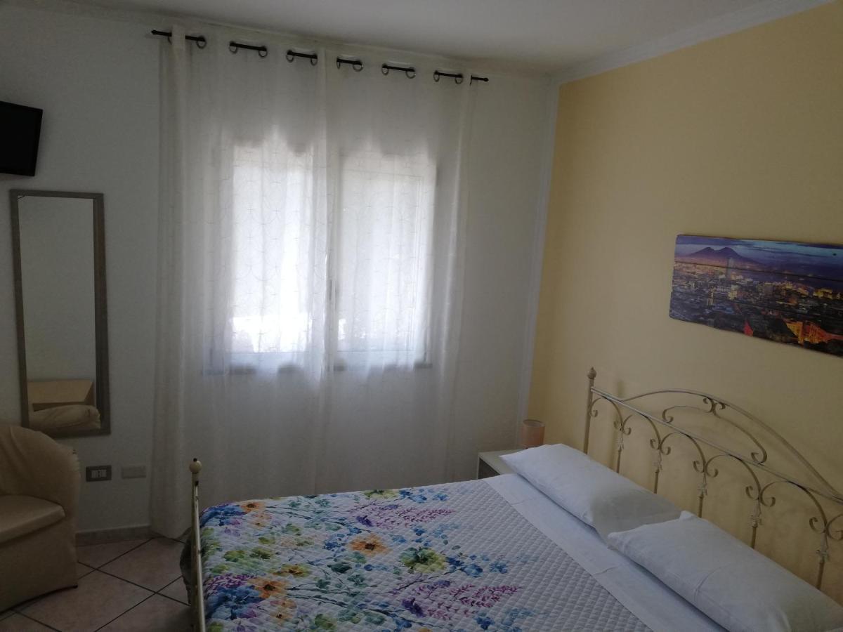 B&B Villa Rosa SantʼAntonio Abate Екстериор снимка